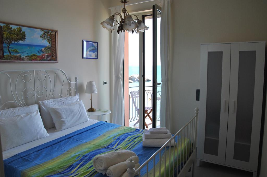 지아르디니낙소스 Taorminaxos Wonderful Seaview 아파트 외부 사진