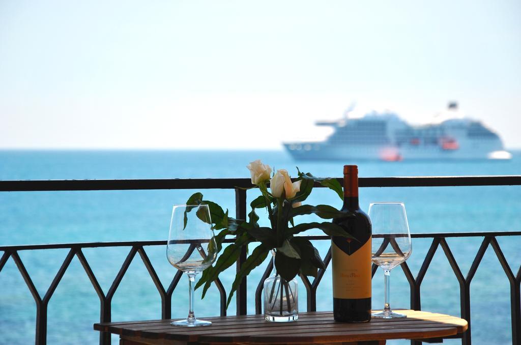 지아르디니낙소스 Taorminaxos Wonderful Seaview 아파트 외부 사진